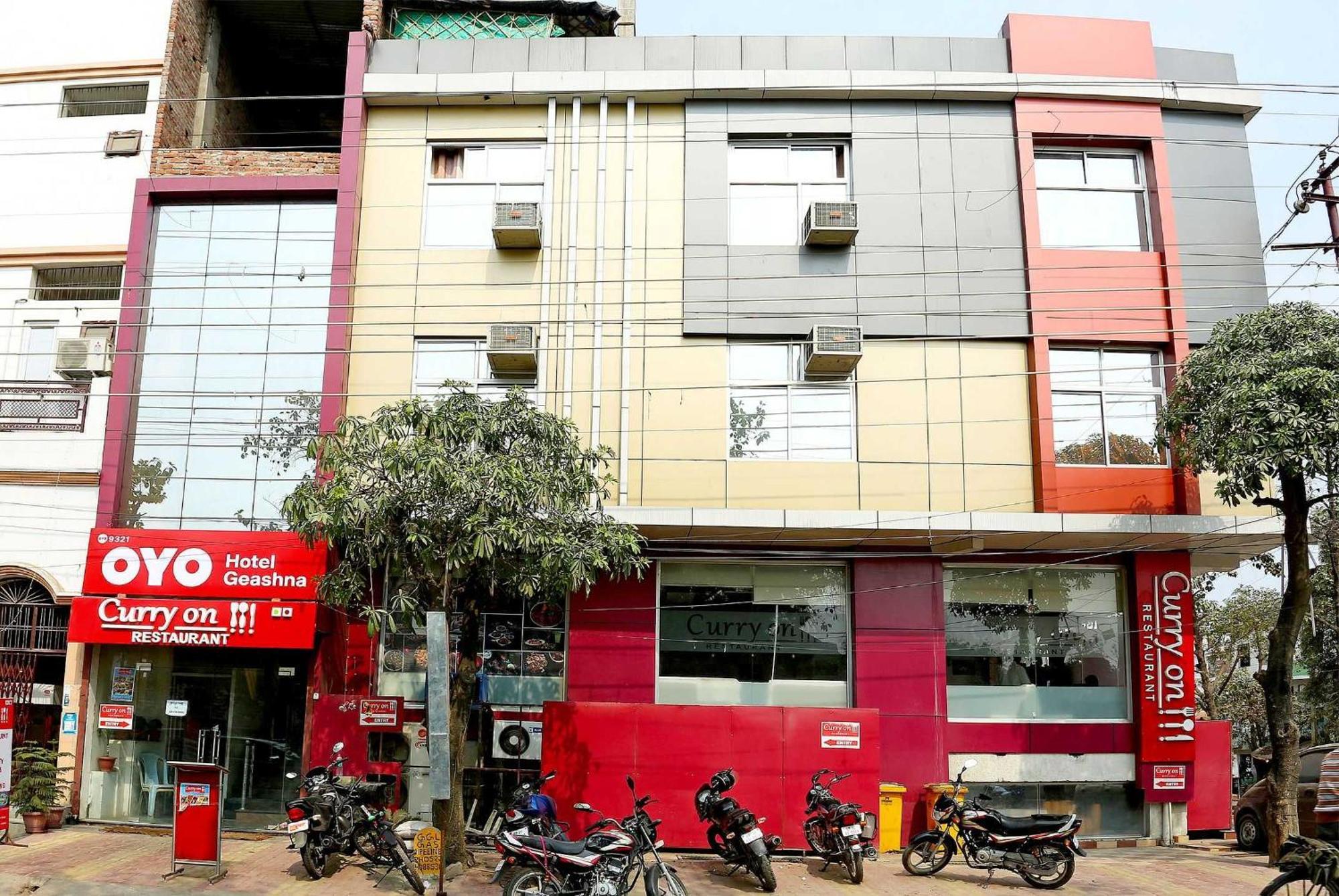 Oyo Flagship Hotel Krishna Chinhat 외부 사진
