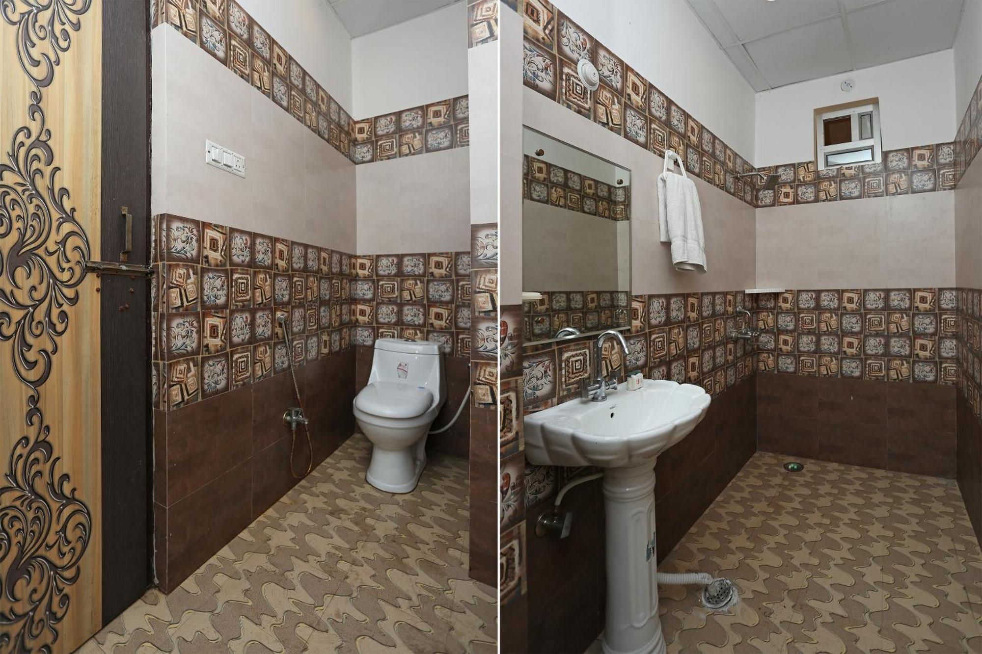 Oyo Flagship Hotel Krishna Chinhat 외부 사진